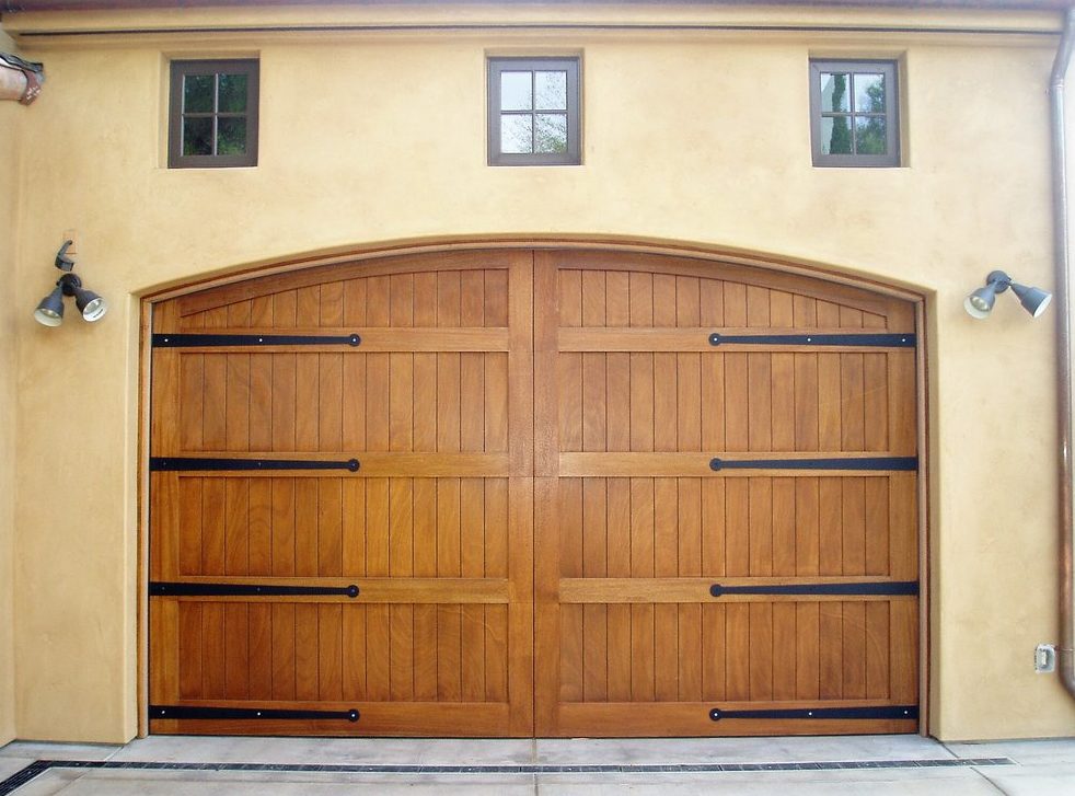 carriage style garage door